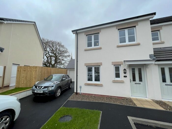 3 Bedroom Property To Rent In Lingfield Gardens, Whitland, Carmarthenshire, SA34