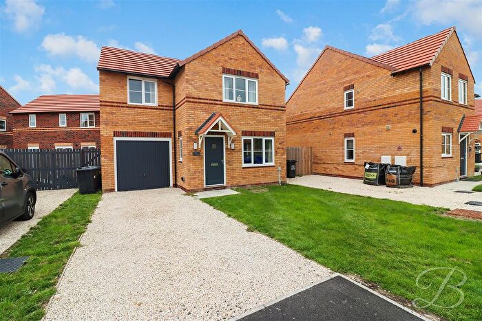 3 Bedroom Detached House For Sale In Swan Street, Poolsbrook, Chesterfield, S43