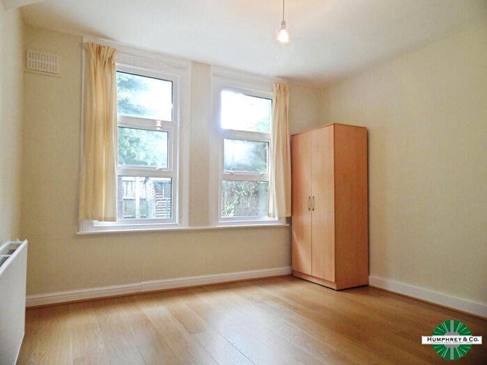 2 Bedroom Flat To Rent In Carr Road, London, E17