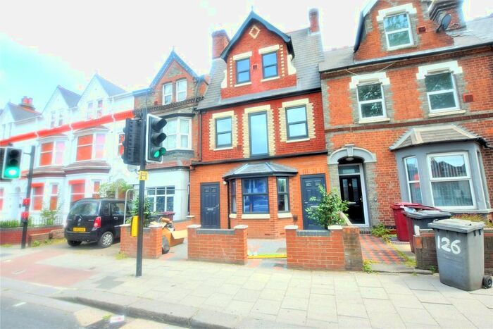 1 Bedroom Flat To Rent In Caversham Road, Reading, Berkshire, RG1