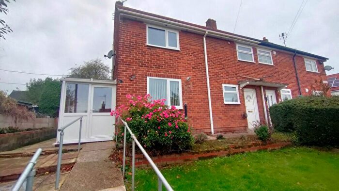 3 Bedroom Semi-Detached House For Sale In Y Gesail, Johnstown, Wrexham, Wrexham, LL14