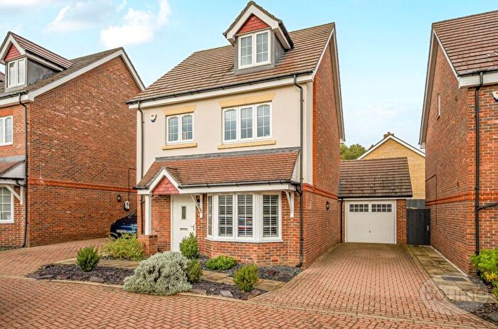 4 Bedroom Detached House For Sale In Guernsey Way, Knaphill, Woking, Surrey, GU21