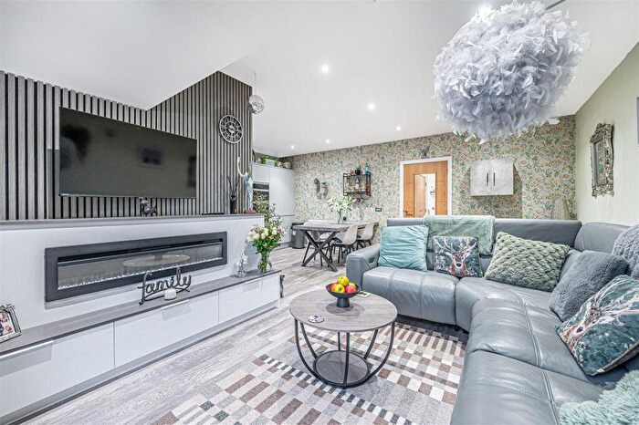 2 Bedroom Apartment For Sale In An Gleann, Main Street, Glenfarg, Perth, PH2