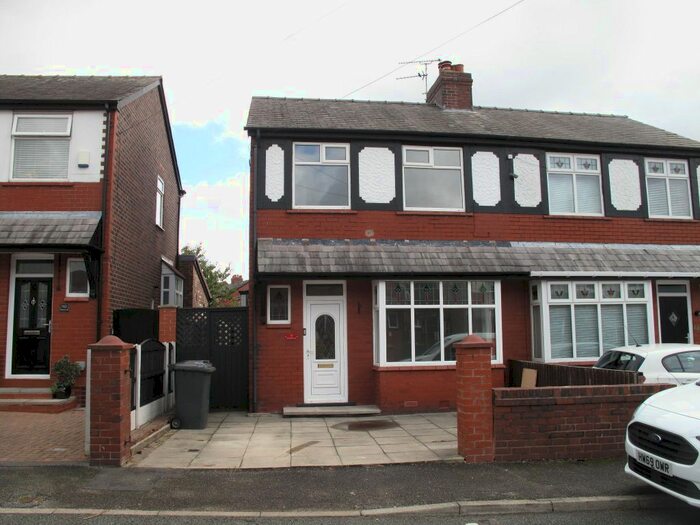 2 Bedroom Semi-Detached House To Rent In Goldenways, Wigan, WN1