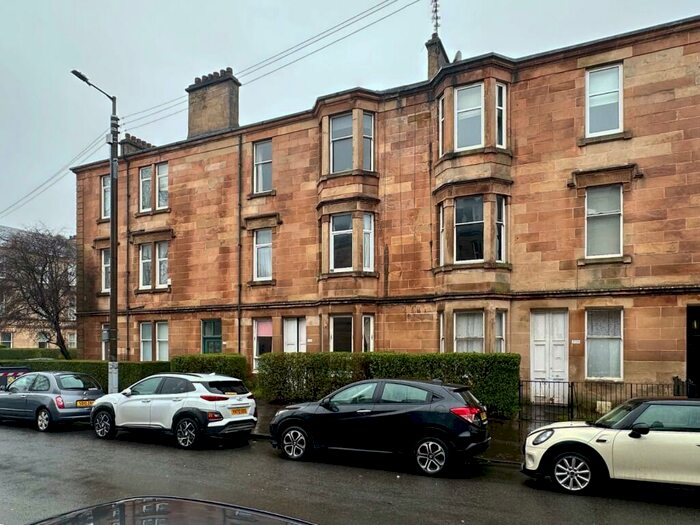 2 Bedroom Flat To Rent In Kenmure Street, Pollockshields, Glasgow, G41