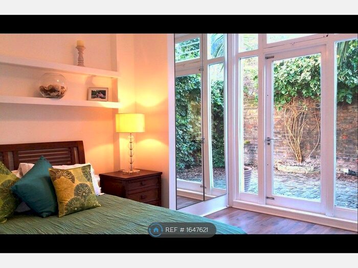 2 Bedroom Flat To Rent In Vera Rd, London, SW6