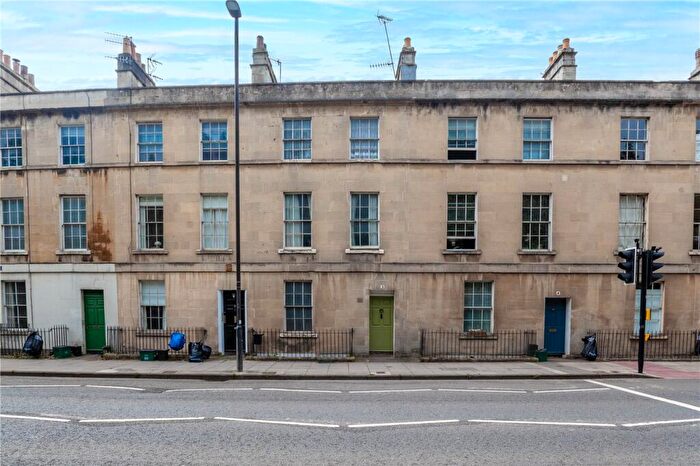 1 Bedroom Apartment For Sale In Albion Terrace, Bath, Somerset, BA1