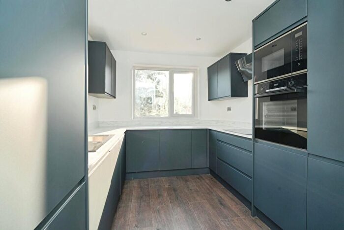 4 Bedroom Semi Detached House To Rent In Carlton Road, Sale, M33