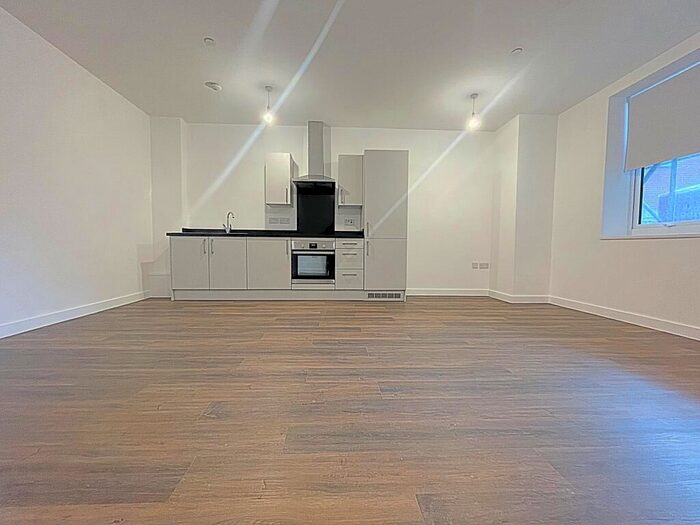 2 Bedroom Apartment To Rent In Victoria Street, West Bromwich, B70