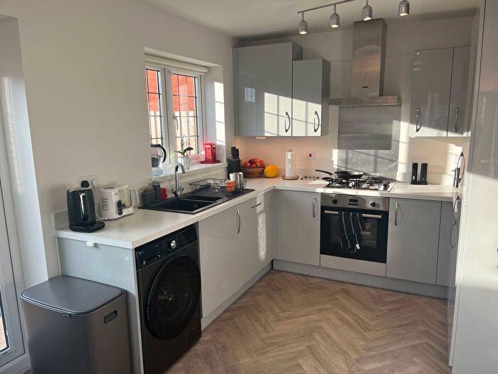 3 Bedroom Semi-Detached House For Sale In Pulteney Drive, Leicester, Leicestershire, LE7