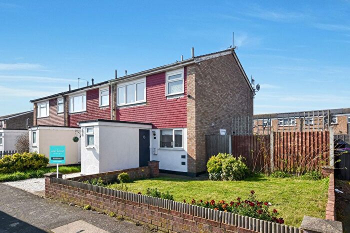 3 Bedroom End Terrace House For Sale In Bulwark Road, Shoeburyness, Essex, SS3
