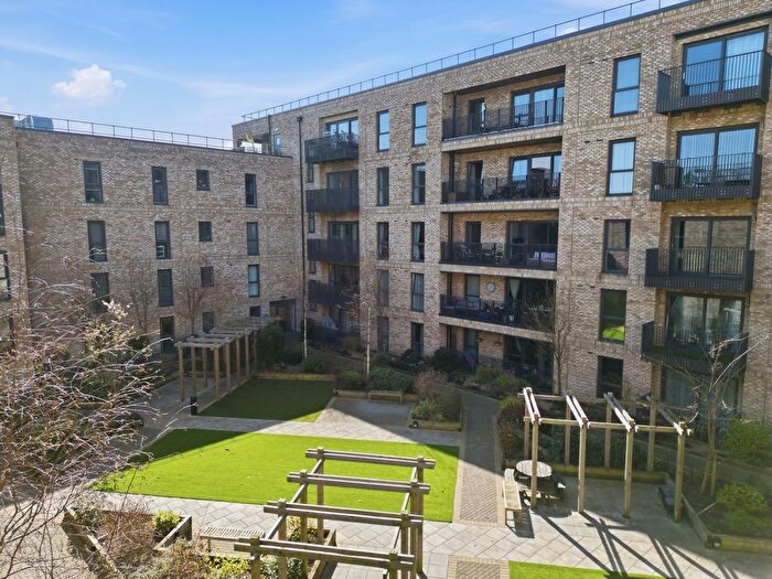 2 Bedroom Flat For Sale In Canal Street, Campbell Park, MK9