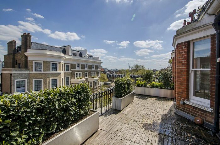 4 Bedroom Flat To Rent In Rutland Court, London, SW7
