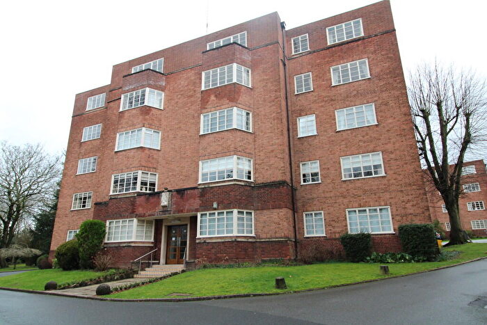 2 Bedroom Apartment To Rent In Bristol Road, Edgbaston, B5