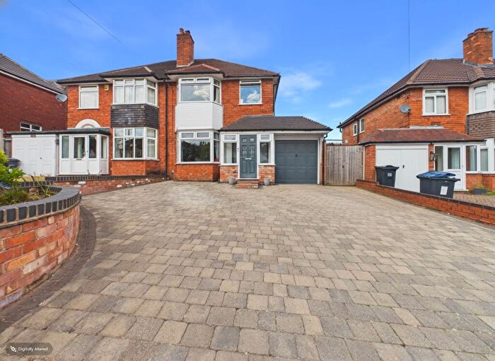 3 Bedroom Semi-Detached House For Sale In Antrobus Road, Sutton Vesey, Sutton Coldfield, B73