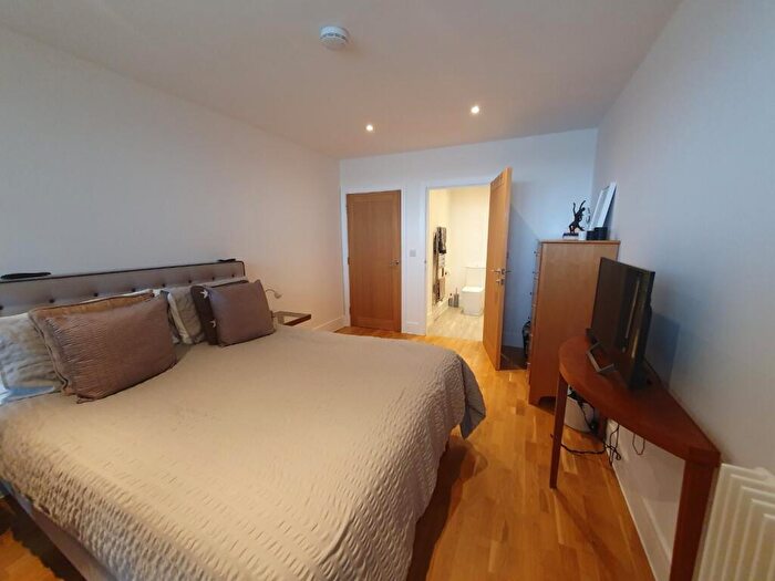 2 Bedroom Flat To Rent In Bay View Apartments, Morris Avenue, Herne Bay, Kent, CT6