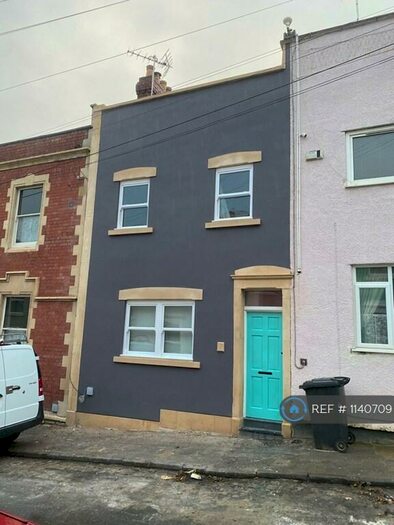 3 Bedroom Terraced House To Rent In Firfield Street, Bristol, BS4