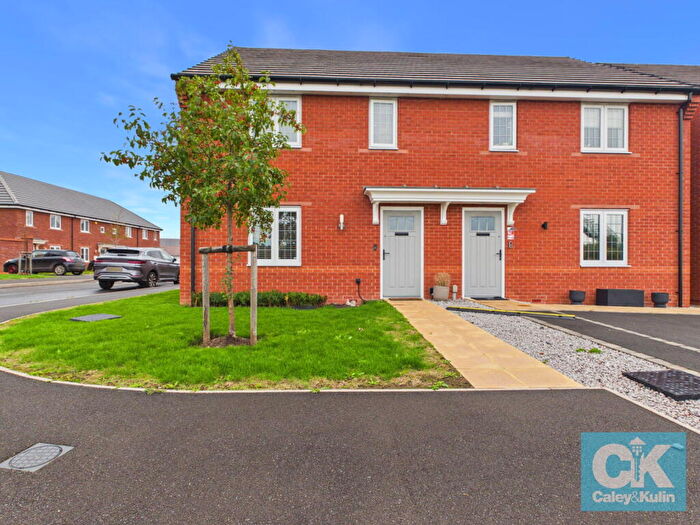 3 Bedroom Semi-Detached House For Sale In Ash Close, Penkridge, Staffordshire, ST19