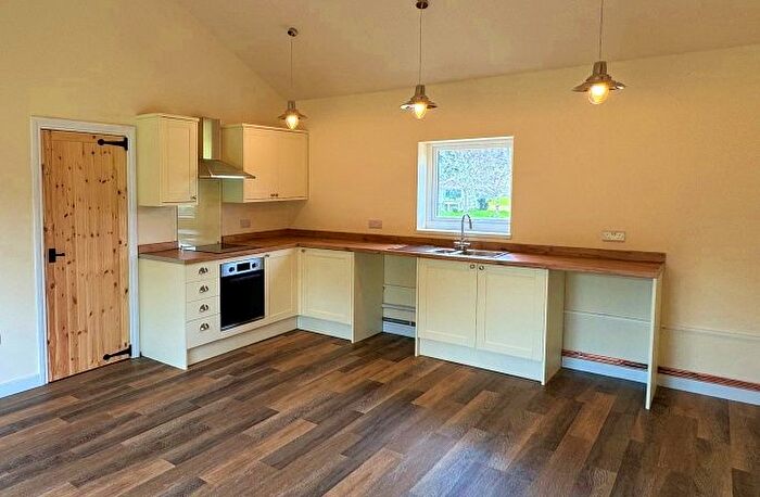 2 Bedroom Barn Conversion To Rent In Rotten Row, Chichester, PO20