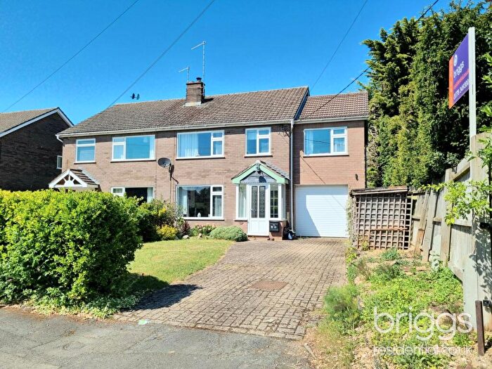 4 Bedroom Semi-Detached House For Sale In West End Road, Maxey, Market Deeping, PE6