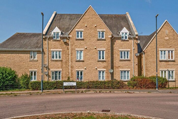 2 Bedroom Flat For Sale In Callington Road, Swindon, SN25