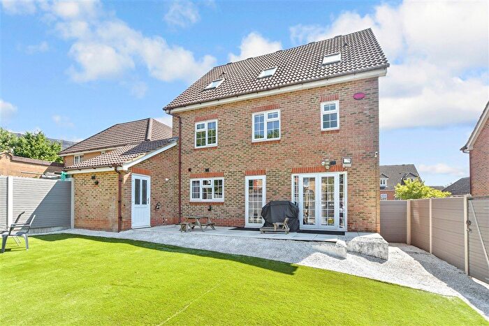 6 Bedroom Detached House For Sale In Sweet Bay Crescent, Godinton Park, Ashford, Kent, TN23