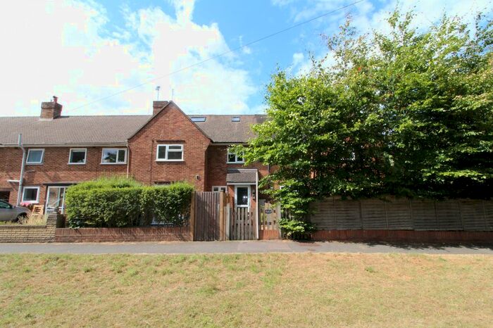 2 Bedroom Maisonette To Rent In Hillingdon Avenue, Sevenoaks, TN13