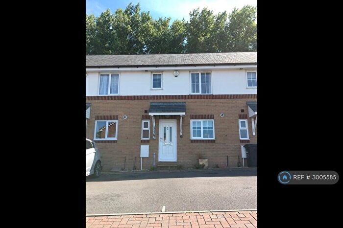 3 Bedroom Terraced House To Rent In Whitevine Close, Yeovil, BA21