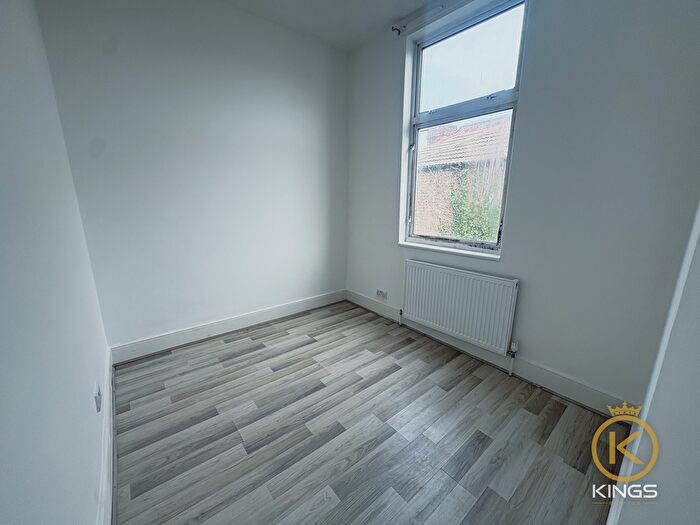 2 Bedroom End Terrace House To Rent In Kimberley Road, Fratton, Portsmouth, PO4