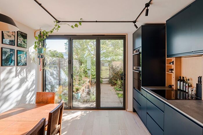 3 Bedroom Terraced House For Sale In Rawnsley Avenue, London, CR4