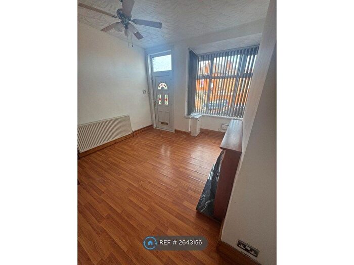 2 Bedroom End Of Terrace House To Rent In Ashbourne Road, Birmingham, B16