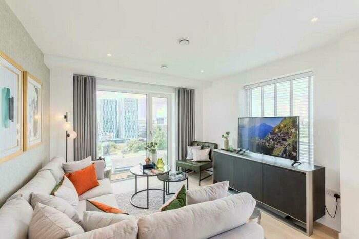 2 Bedroom Apartment To Rent In Rodney Street, London, N1