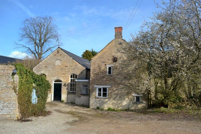 3 Bedroom Detached House For Sale In Main Street, Long Compton, Shipston-On-Stour, CV36