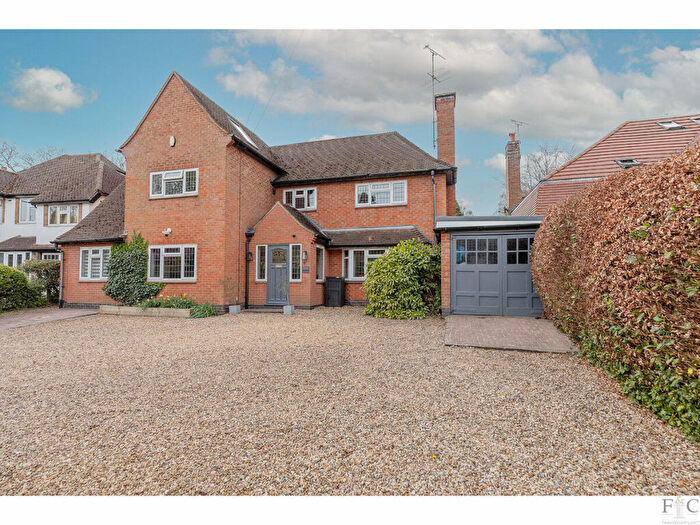 5 Bedroom Detached House For Sale In Fairefield Crescent, Glenfield, LE3