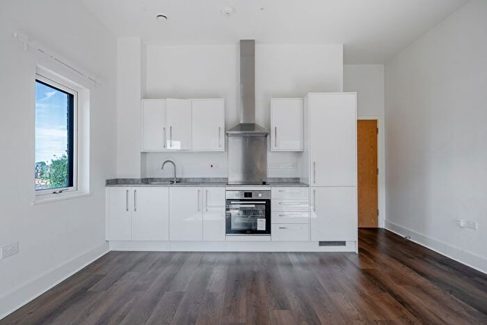 2 Bedroom Flat To Rent In Bartholomew Street, Newbury, RG14
