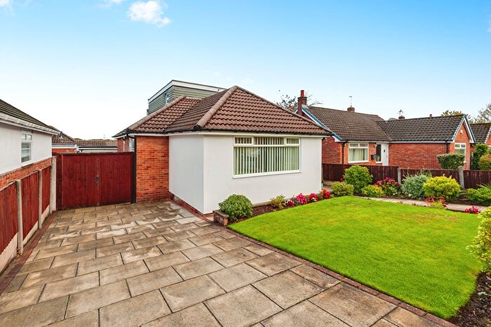 2 Bedroom Bungalow For Sale In Lowther Drive, Rainhill, Prescot, Merseyside, L35
