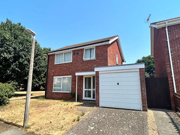 4 Bedroom Link Detached House To Rent In Blackbird Road, Beck Row, Bury St. Edmunds, IP28