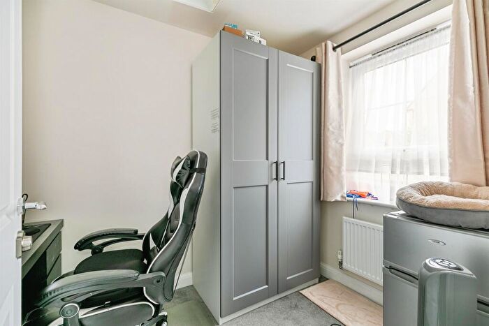 3 Bedroom Semi-Detached House For Sale In Gumcester Way, Godmanchester, Huntingdon, PE29