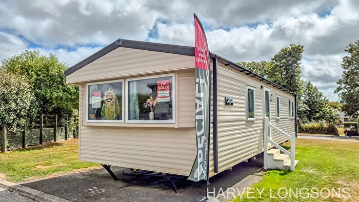 2 Bedroom Park Home For Sale In Combe Martin, Ilfracombe, EX34