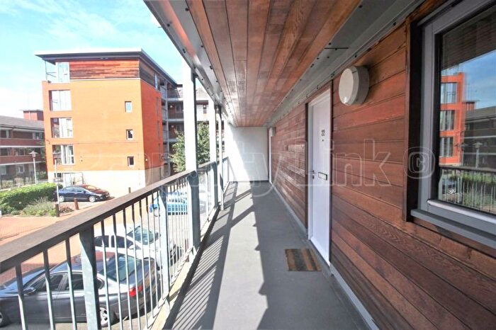 2 Bedroom Flat To Rent In Eastside Mews, London, E3