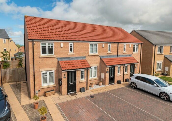 2 Bedroom Semi-Detached House For Sale In Scampston Drive, Off Otley Road, Harrogate, HG3