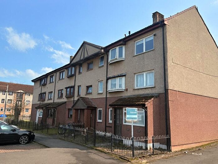 2 Bedroom Flat To Rent In Lentran Street, Glasgow, G34