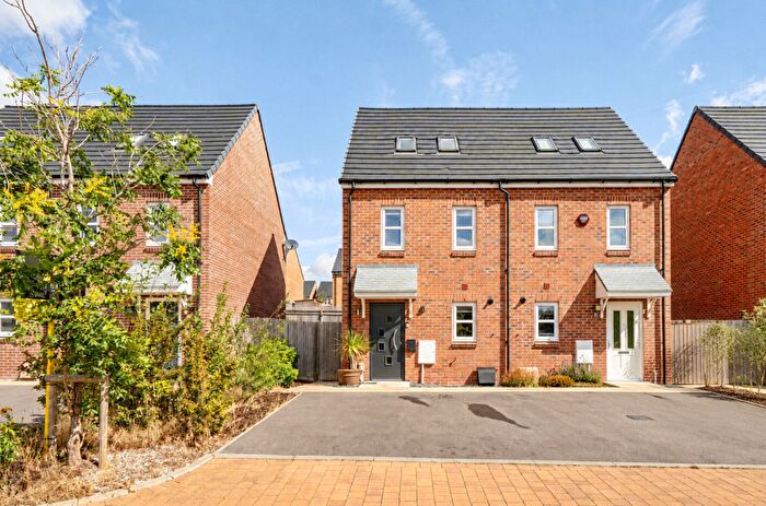 3 Bedroom Semi-Detached House For Sale In Andover, SP11