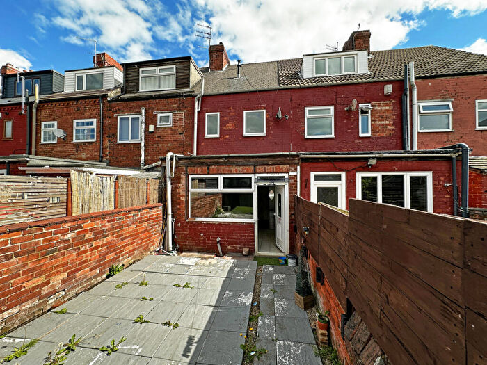 3 Bedroom Terraced House For Sale In Rowena Road, Doncaster, DN12