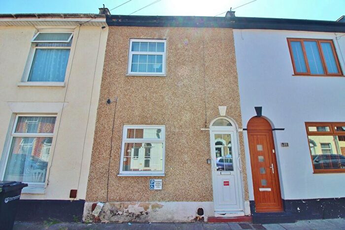 3 Bedroom Terraced House For Sale In Winchester Road, Buckland, PO2