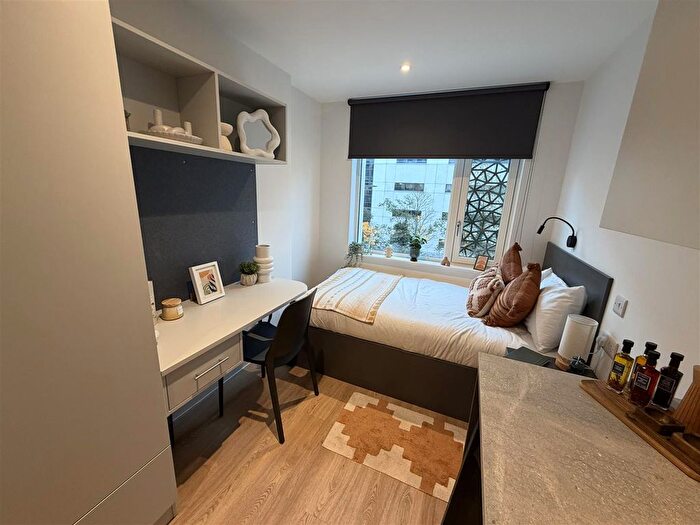 Studio To Rent In St James Boulevard, Newcastle Upon Tyne, NE4