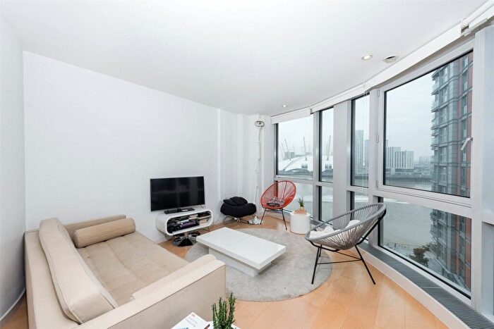 1 Bedroom Apartment For Sale In Ontario Tower, Fairmont Avenue, Canary Wharf, E14