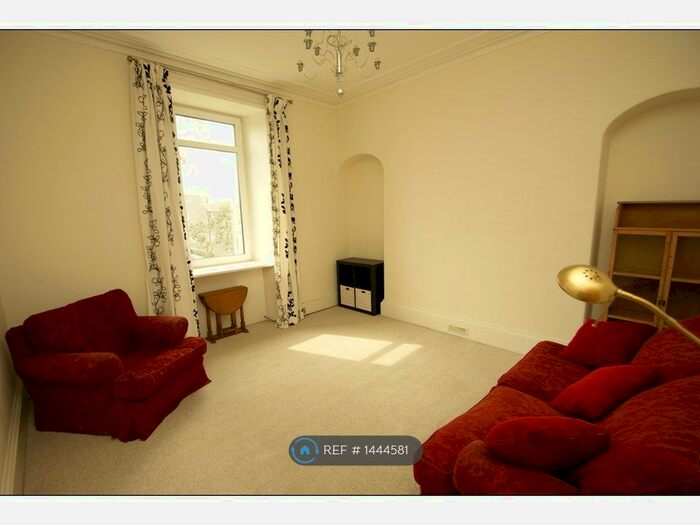 2 Bedroom Flat To Rent In Springbank Terrace, Aberdeen, AB11