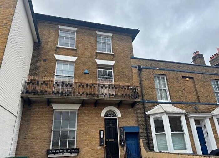 1 Bedroom Flat To Rent In Albion Place, Maidstone, Kent, ME14