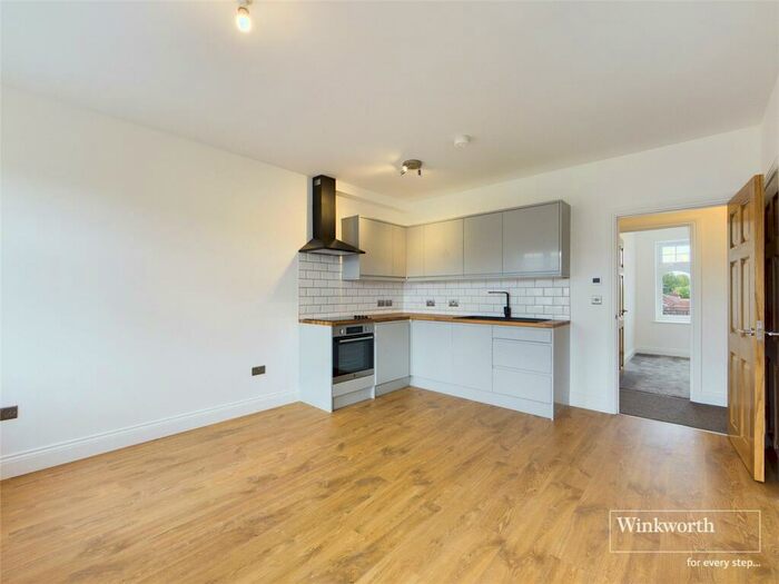 2 Bedroom Apartment To Rent In Kenton Road, Harrow, HA3